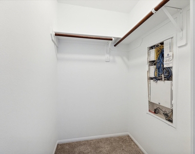 30507 Russell Point Drive - Photo Thumbnail 29