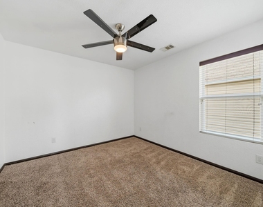 2415 Cloudy Bay Drive - Photo Thumbnail 20