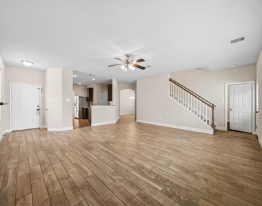 2415 Cloudy Bay Drive - Photo Thumbnail 4