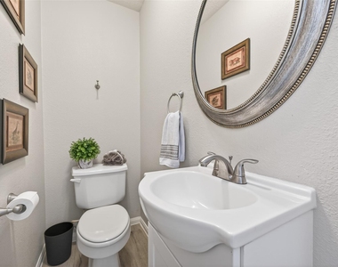 155 E Concord Valley Circle - Photo Thumbnail 44