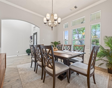 155 E Concord Valley Circle - Photo Thumbnail 6