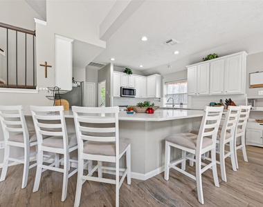 155 E Concord Valley Circle - Photo Thumbnail 16