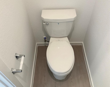 6726 Violet Clover Avenue - Photo Thumbnail 29