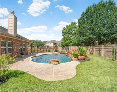 25210 Doves Gate Court - Photo Thumbnail 40