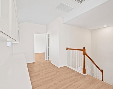 25210 Doves Gate Court - Photo Thumbnail 35