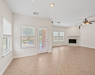 25210 Doves Gate Court - Photo Thumbnail 18