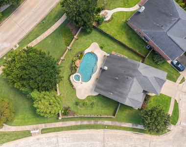 25210 Doves Gate Court - Photo Thumbnail 42