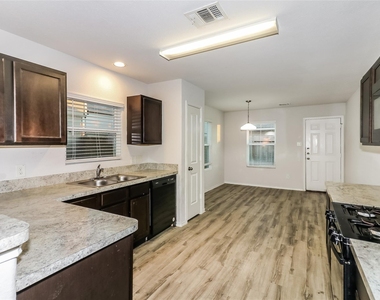 24355 Dolce Marina Court - Photo Thumbnail 2