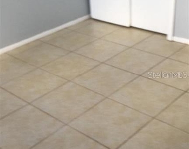 13 Lake Villa Way - Photo Thumbnail 8