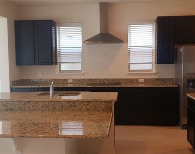 11848 Gray Rock Trail - Photo Thumbnail 4