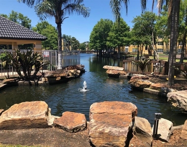 4572 Commander Drive - Photo Thumbnail 14