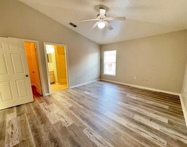 609 Tamarin Lane - Photo Thumbnail 13