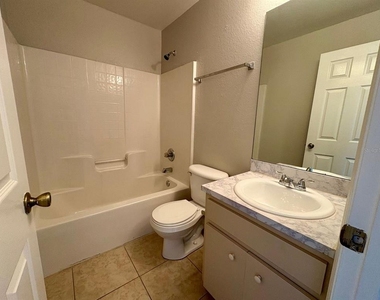 609 Tamarin Lane - Photo Thumbnail 18