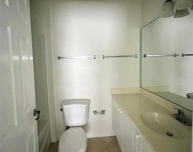 2884 Club Cortile Circle - Photo Thumbnail 19
