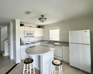 2884 Club Cortile Circle - Photo Thumbnail 3