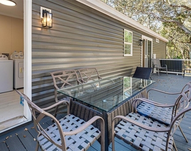 8125 Shelley Trail - Photo Thumbnail 14