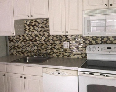 4073 E Michigan Street - Photo Thumbnail 3