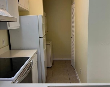 5213 Via Hacienda Circle - Photo Thumbnail 8