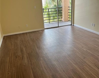 5213 Via Hacienda Circle - Photo Thumbnail 9