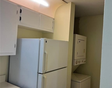 5213 Via Hacienda Circle - Photo Thumbnail 5