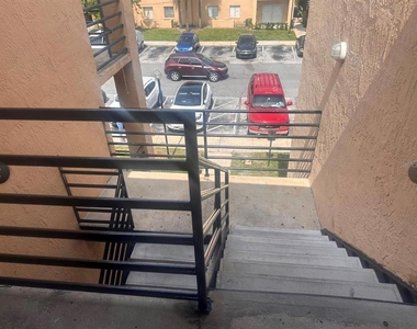5213 Via Hacienda Circle - Photo Thumbnail 16