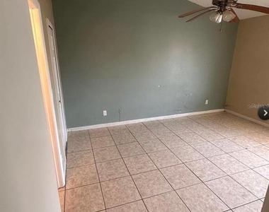 5213 Via Hacienda Circle - Photo Thumbnail 4