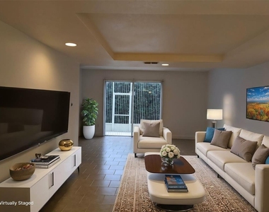 2080 Heritage Key Boulevard - Photo Thumbnail 2