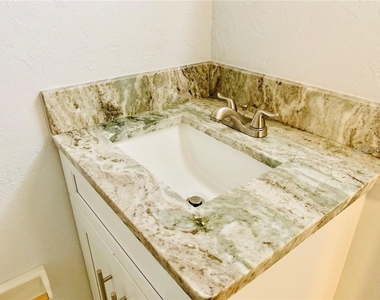 205 Babson Drive - Photo Thumbnail 12