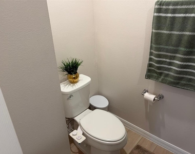 3840 King Hill Drive - Photo Thumbnail 22