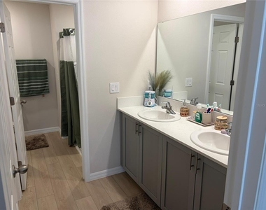 3840 King Hill Drive - Photo Thumbnail 21