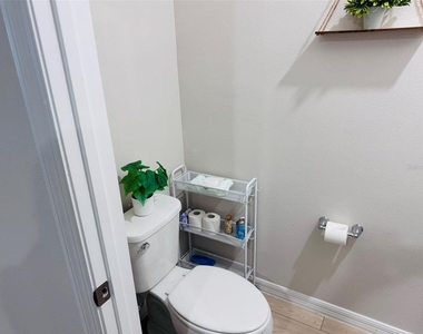 3840 King Hill Drive - Photo Thumbnail 6