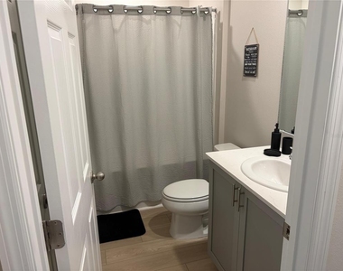 3840 King Hill Drive - Photo Thumbnail 28