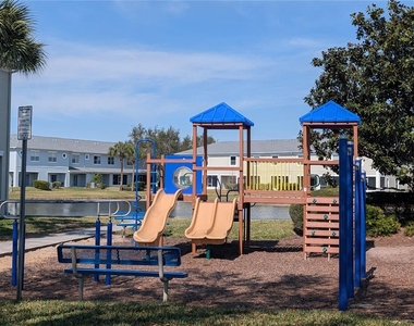 9381 Jasmine Flower Lane - Photo Thumbnail 22