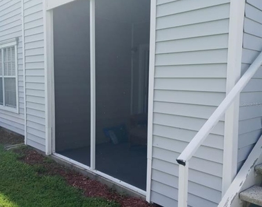 1222 Bermuda Lakes Lane - Photo Thumbnail 4