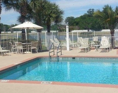 1222 Bermuda Lakes Lane - Photo Thumbnail 7