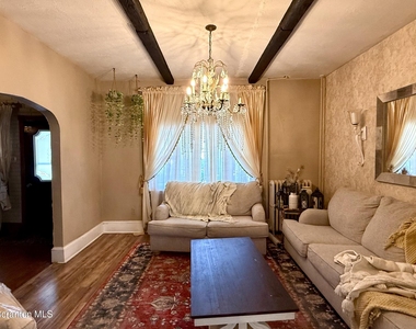 149 Gouge Street - Photo Thumbnail 3