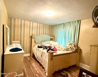149 Gouge Street - Photo Thumbnail 15
