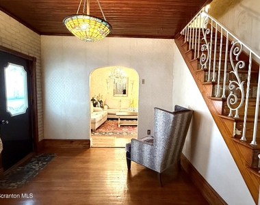 149 Gouge Street - Photo Thumbnail 2