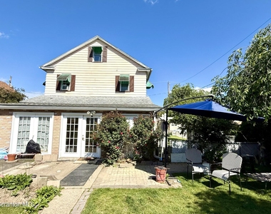 149 Gouge Street - Photo Thumbnail 20