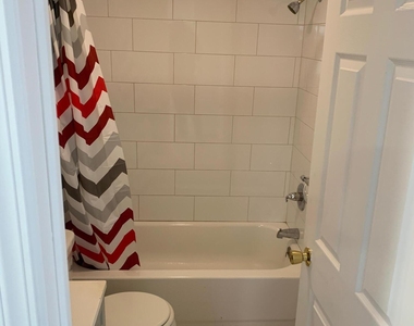 404 Railroad Avenue - Photo Thumbnail 9