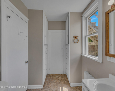 314 Willow - Photo Thumbnail 14