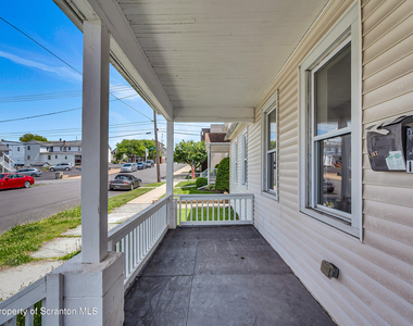 314 Willow - Photo Thumbnail 10