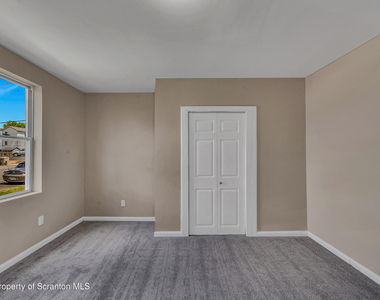 314 Willow - Photo Thumbnail 1