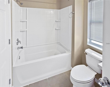 4970 Sw 45th Street - Photo Thumbnail 12