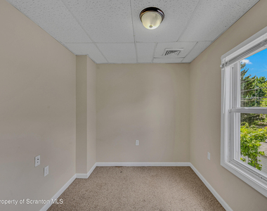 538 River Street - Photo Thumbnail 12