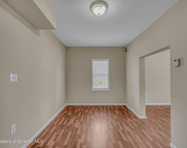 538 River Street - Photo Thumbnail 7