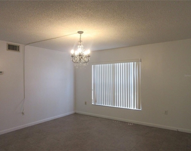 2410 Se 16th Avenue - Photo Thumbnail 6