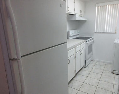 2410 Se 16th Avenue - Photo Thumbnail 4