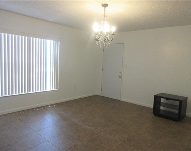 2410 Se 16th Avenue - Photo Thumbnail 1