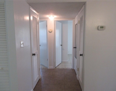 2410 Se 16th Avenue - Photo Thumbnail 7